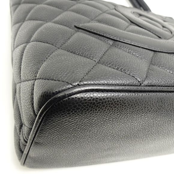 Chanel Tote Bag Black Caviar Skin - Picture 6 of 7
